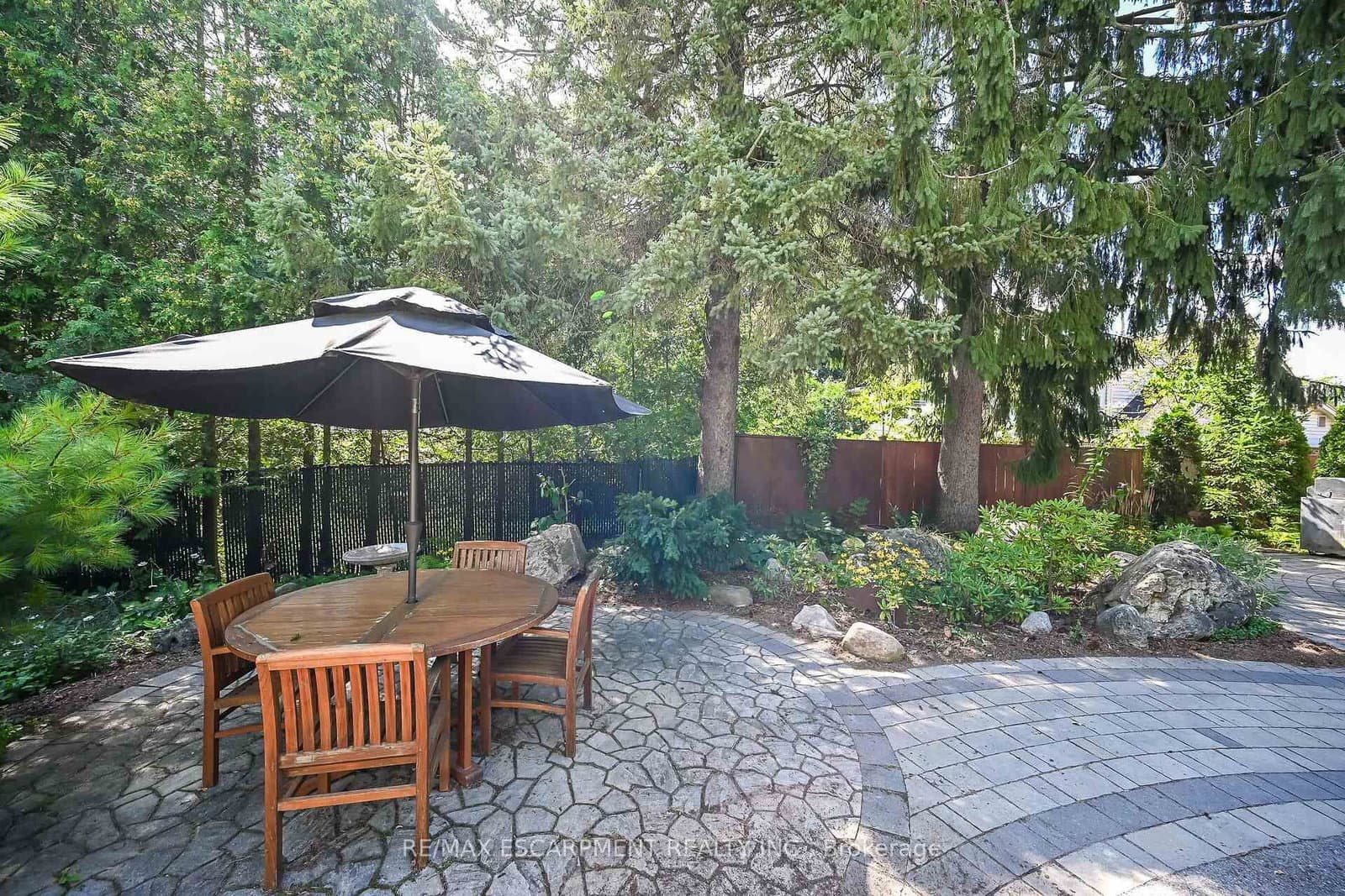 2074 Governors Road thumbnail 44