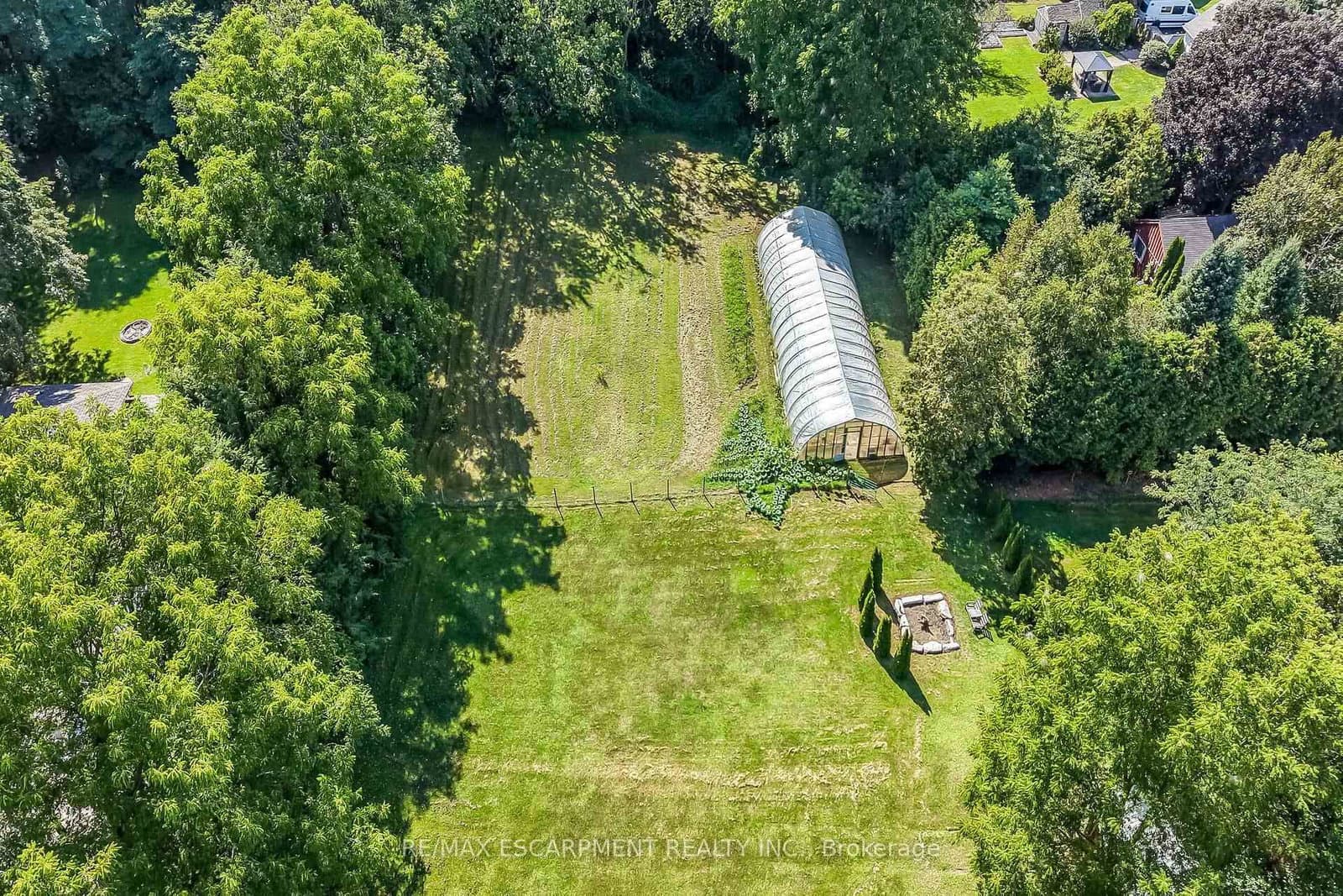 2074 Governors Road thumbnail 48