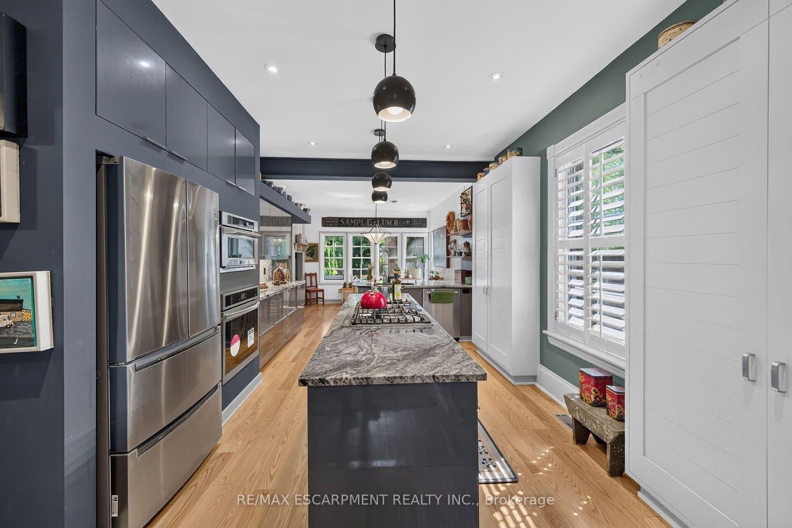 2074 Governors Road thumbnail 9
