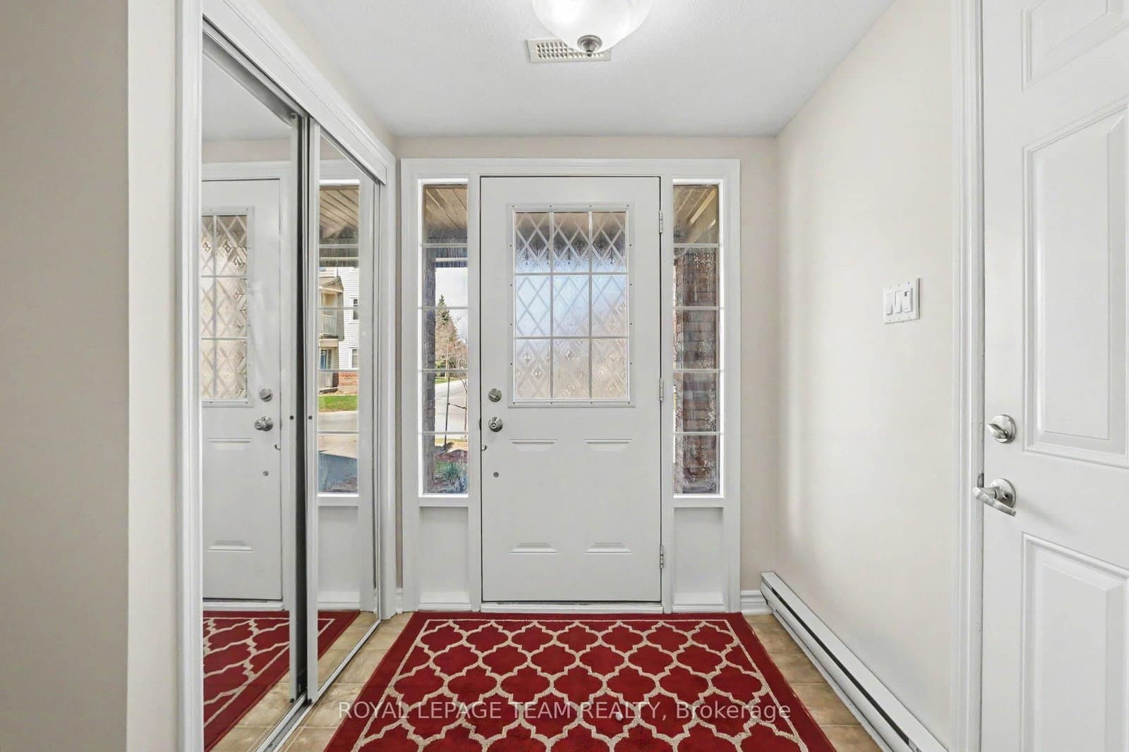 2100 Madrid Avenue thumbnail 4