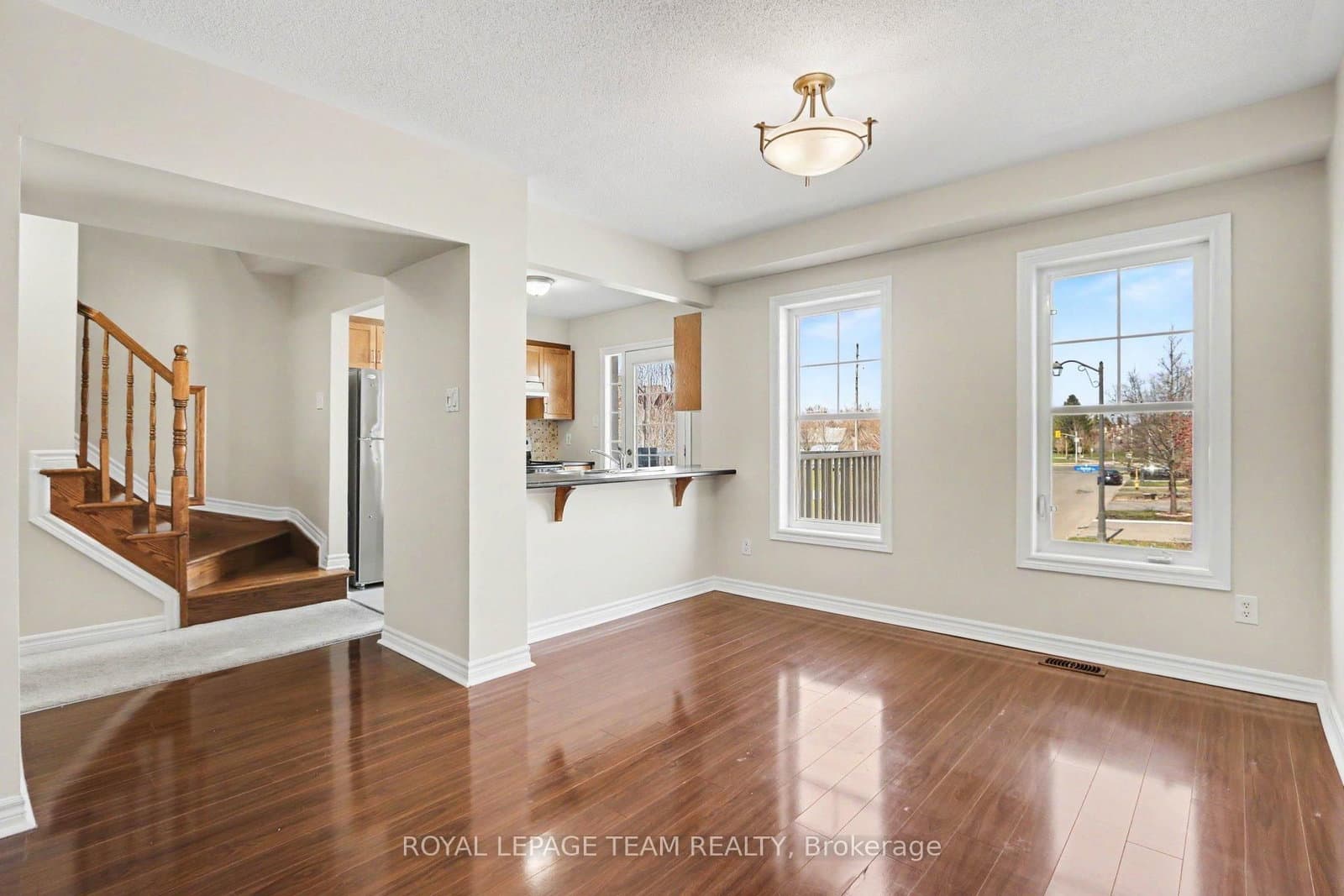 2100 Madrid Avenue thumbnail 7