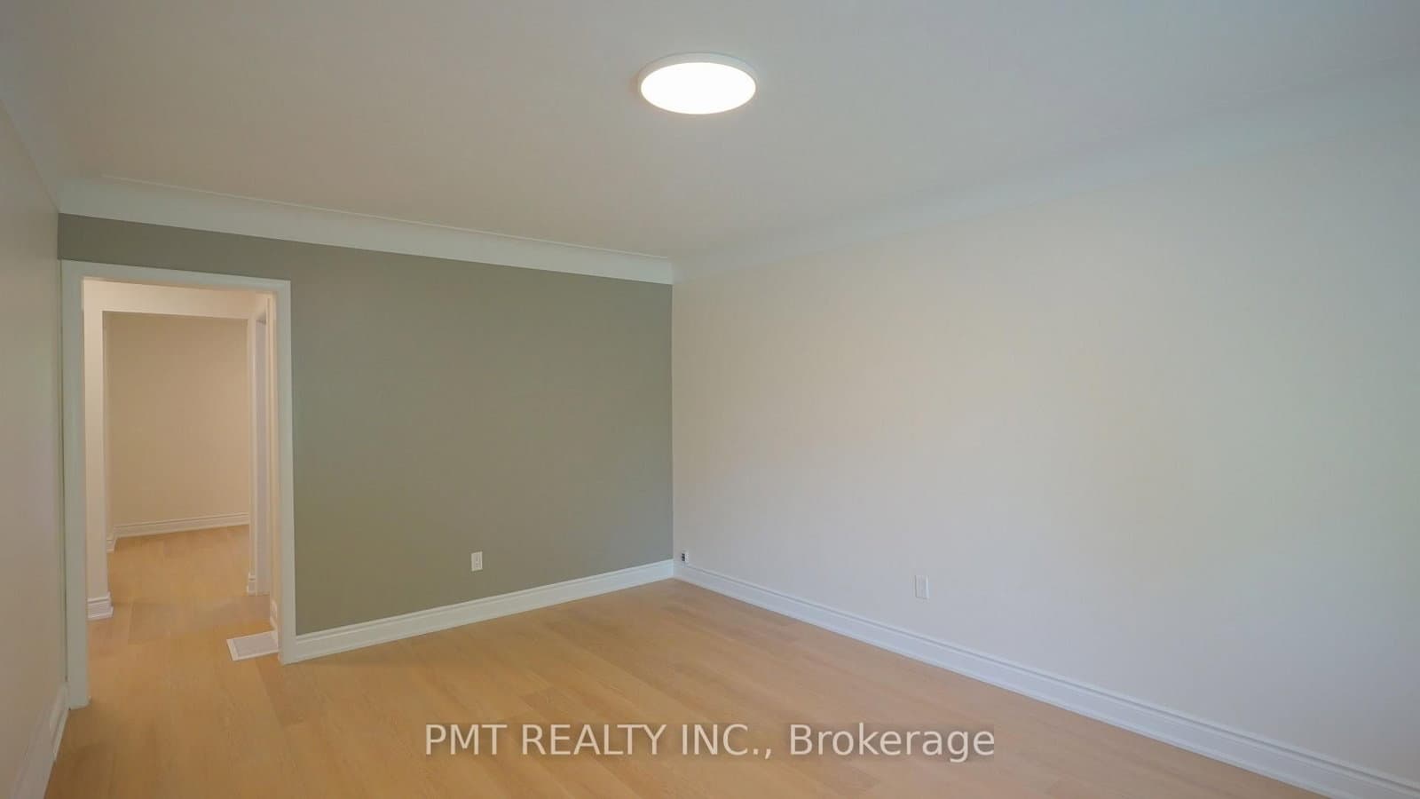 143 Elgin Crescent thumbnail 5