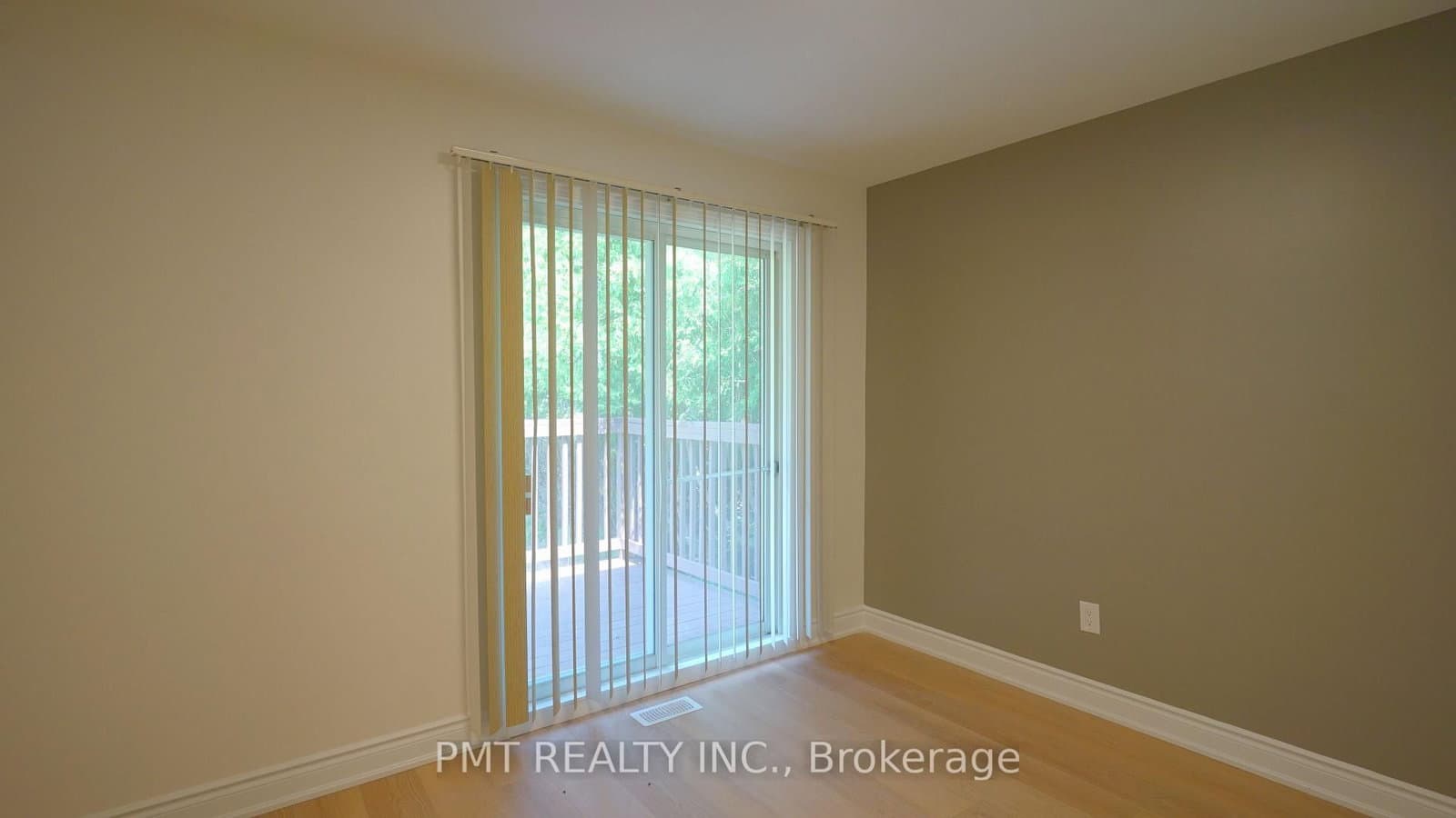 143 Elgin Crescent thumbnail 7