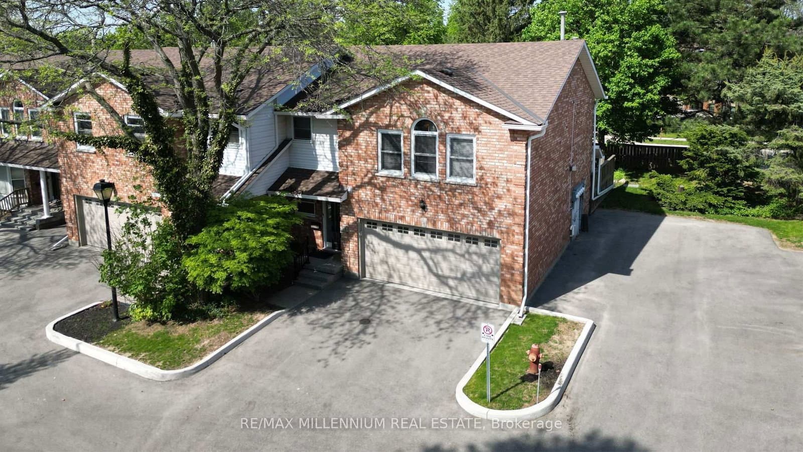 230 Meadowbrook Drive, Unit 11 thumbnail 2