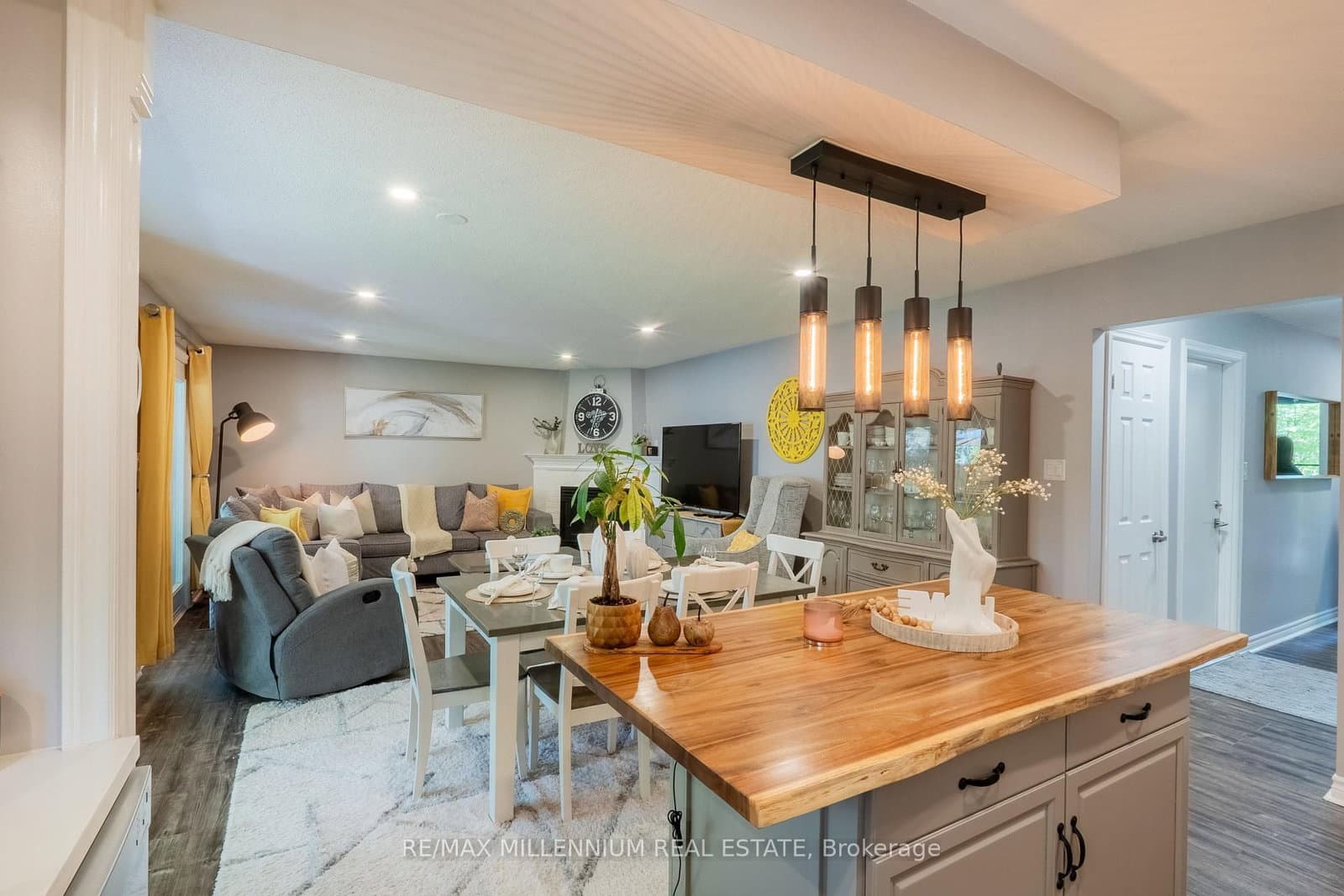 230 Meadowbrook Drive, Unit 11 thumbnail 20