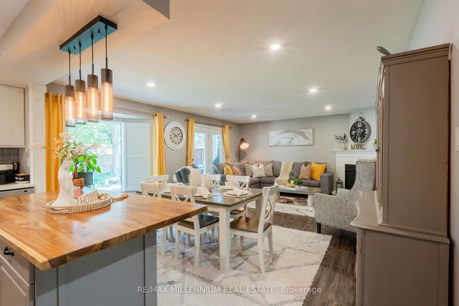 230 Meadowbrook Drive, Unit 11 thumbnail 23
