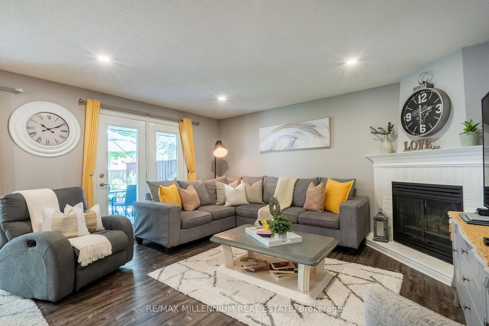 230 Meadowbrook Drive, Unit 11 thumbnail 27