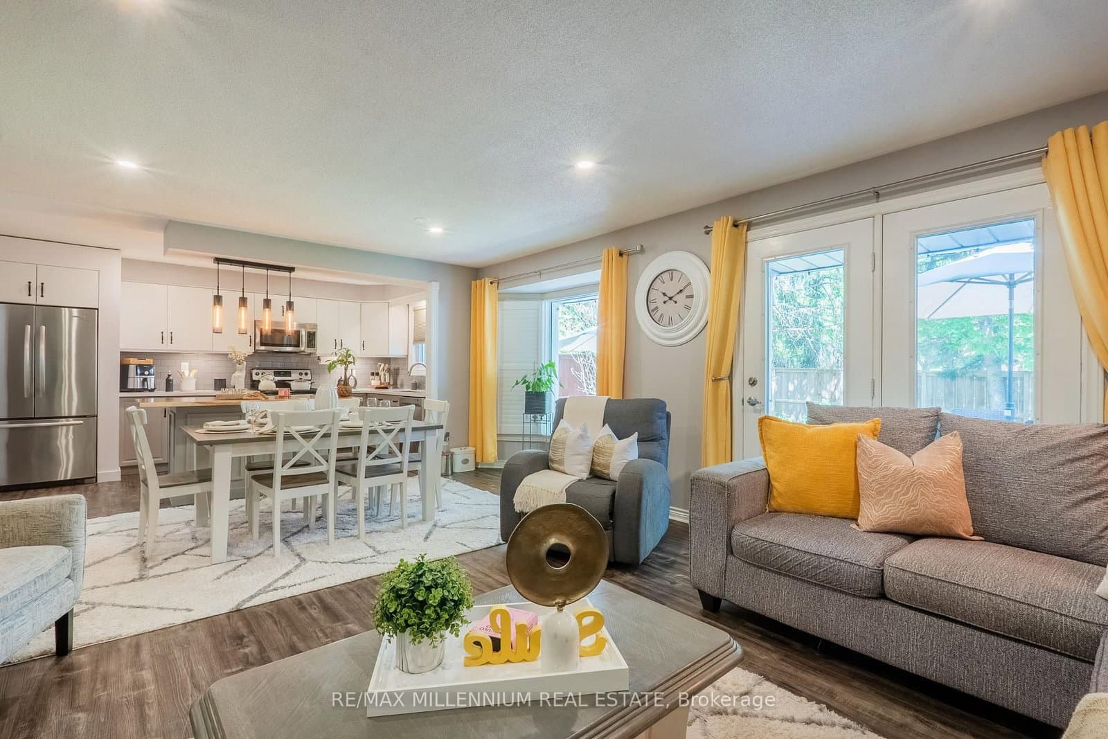 230 Meadowbrook Drive, Unit 11 thumbnail 28