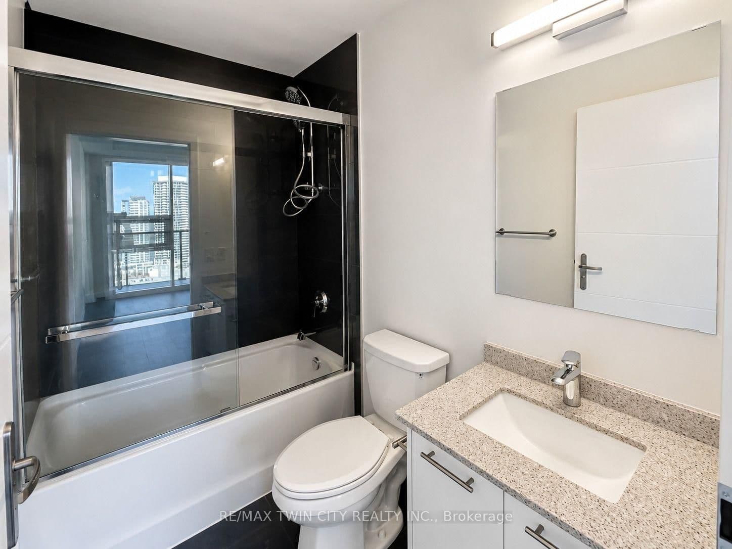 30 Francis Street, Unit 2711 thumbnail 16