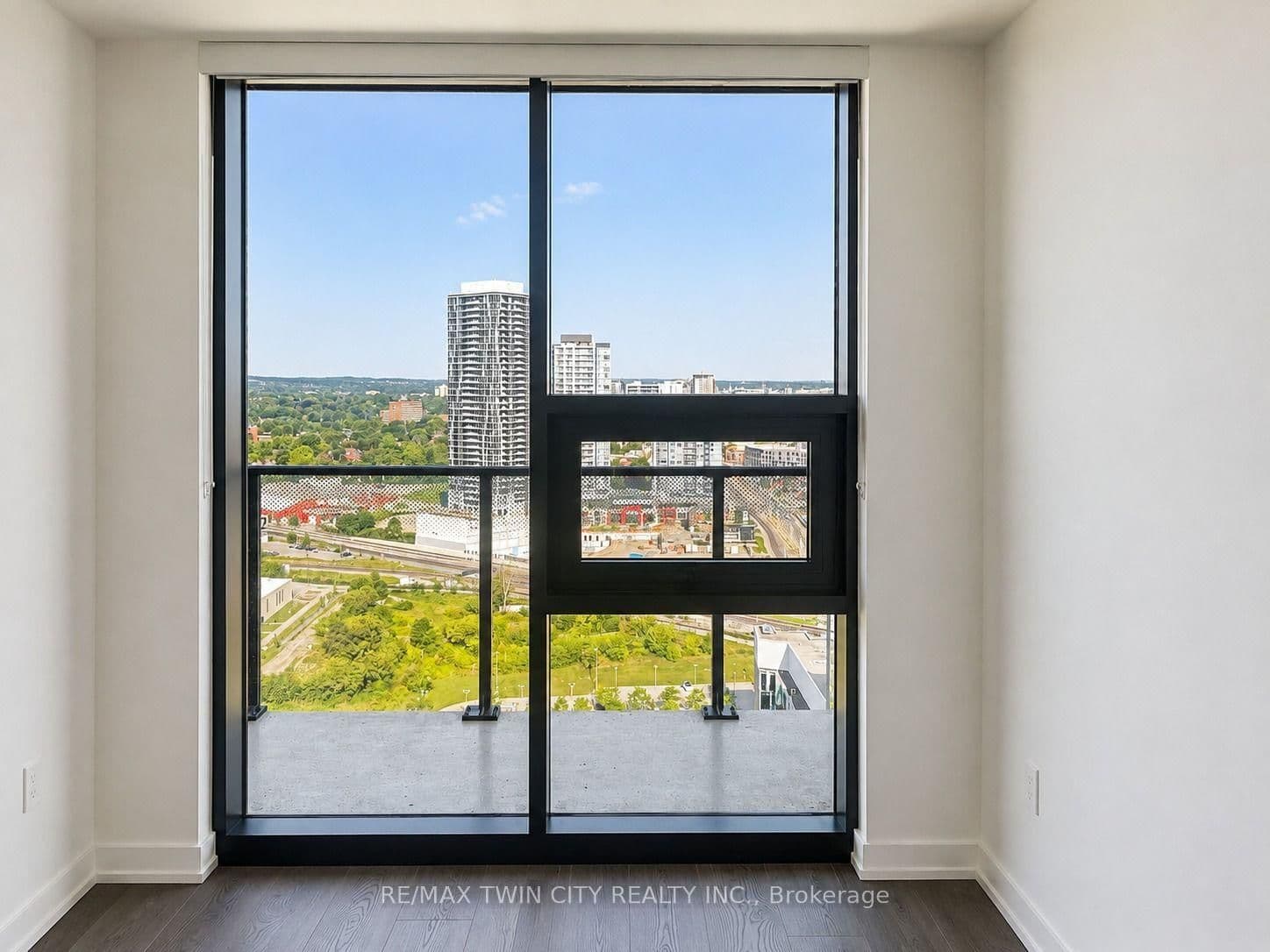 30 Francis Street, Unit 2711 thumbnail 9