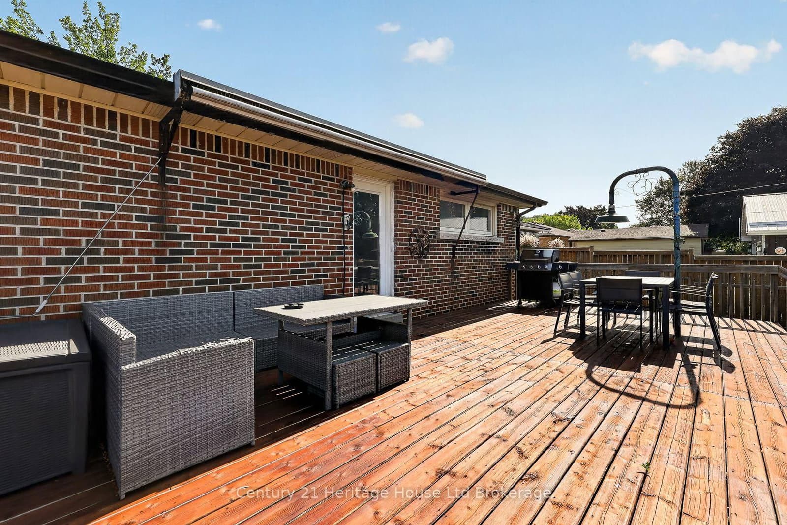 1037 Warwick Street thumbnail 28