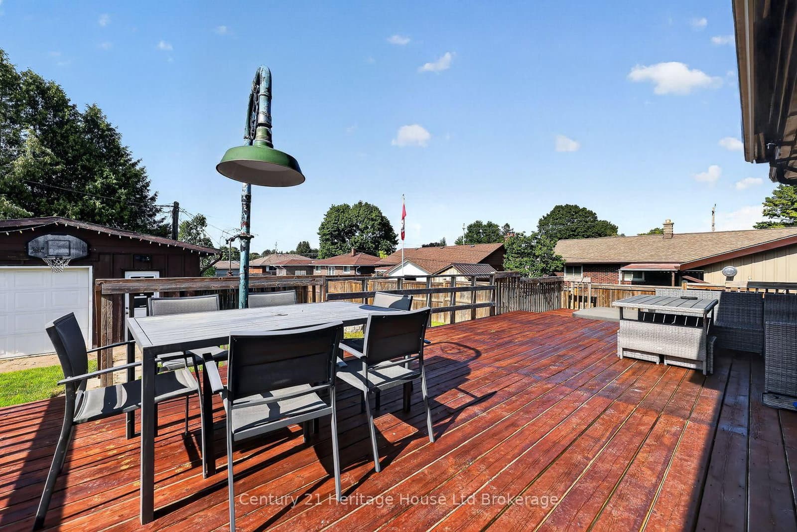 1037 Warwick Street thumbnail 30