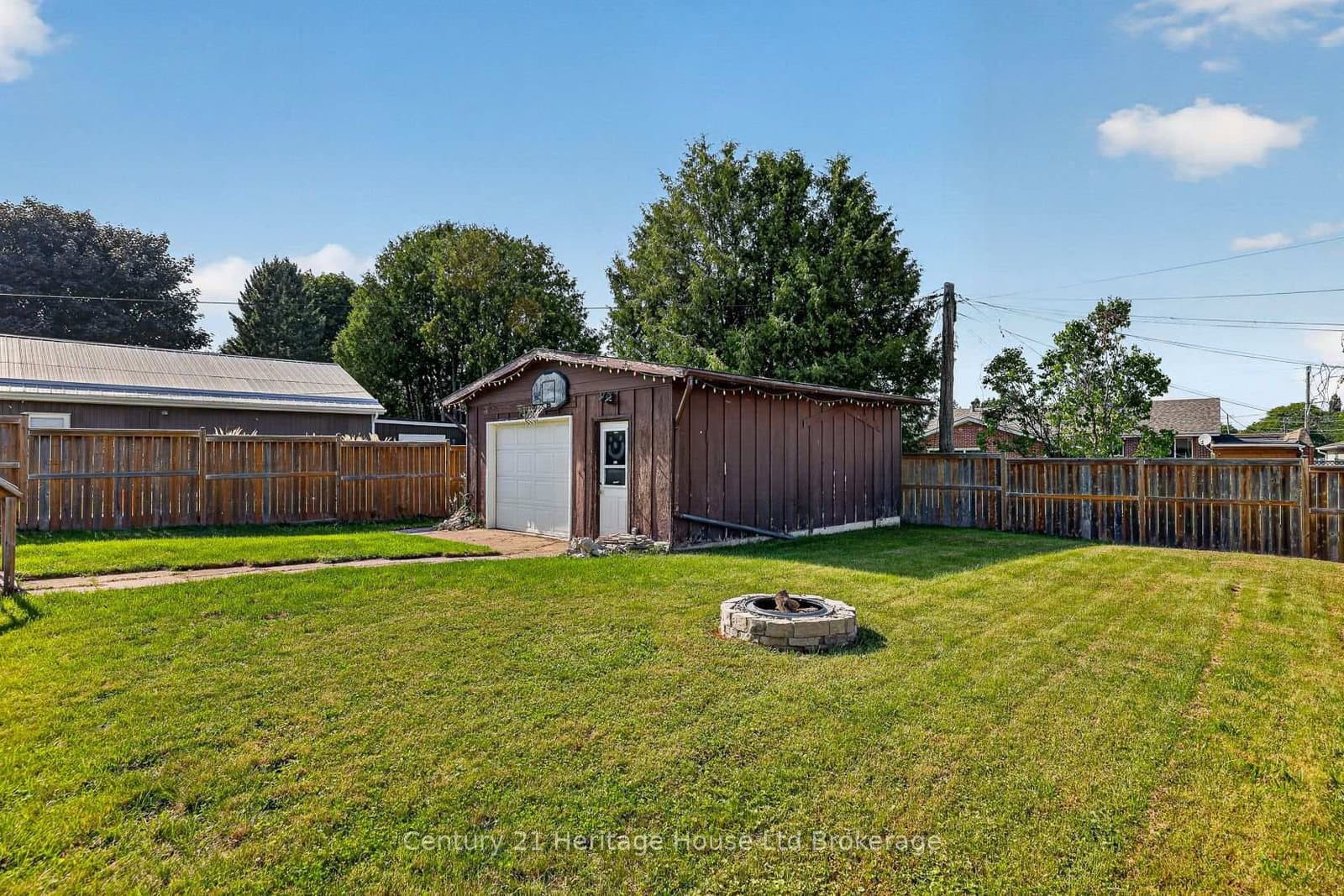 1037 Warwick Street thumbnail 35