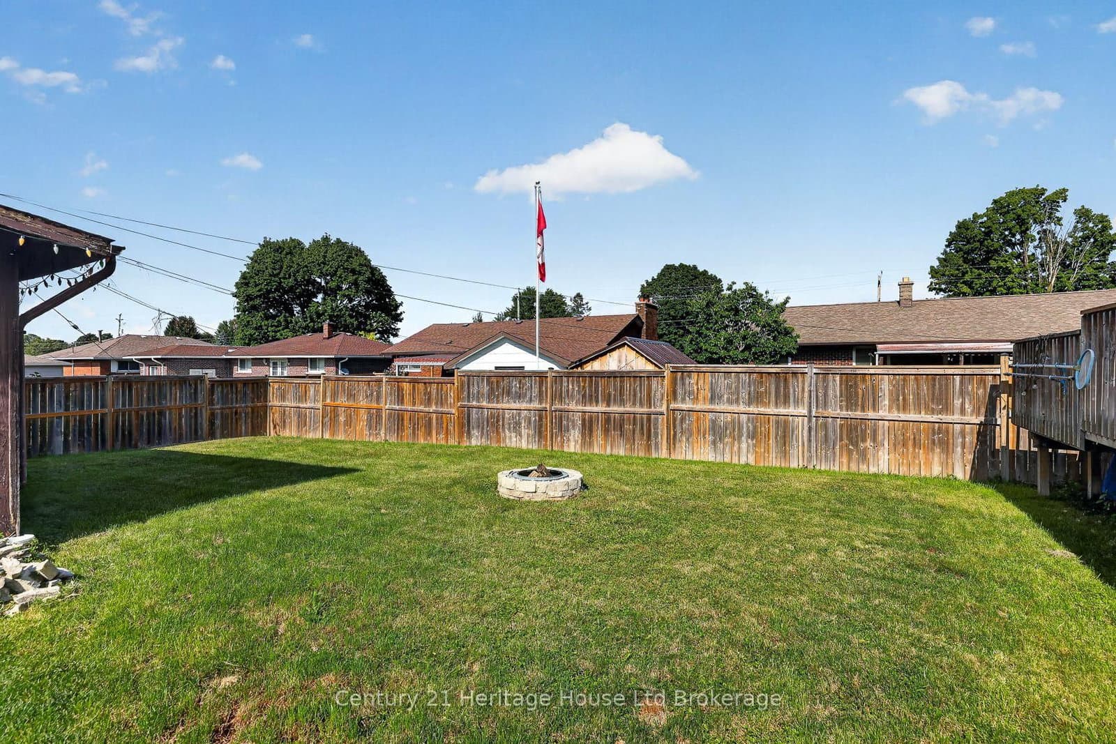 1037 Warwick Street thumbnail 36