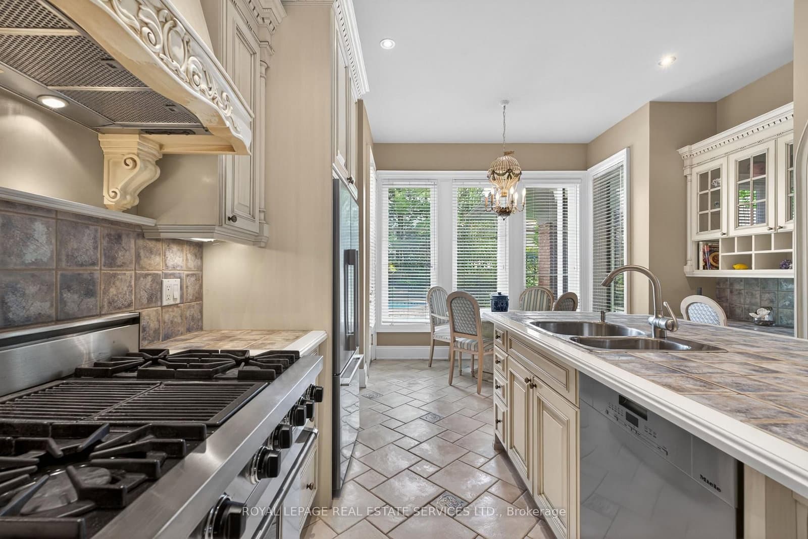 3476 Vinehaven Trail thumbnail 16