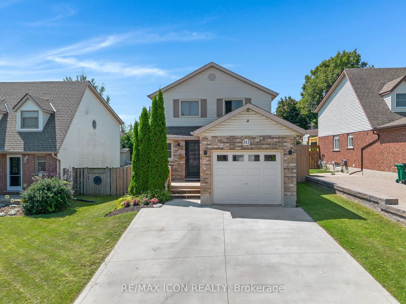 311 Misty Crescent - Image 1