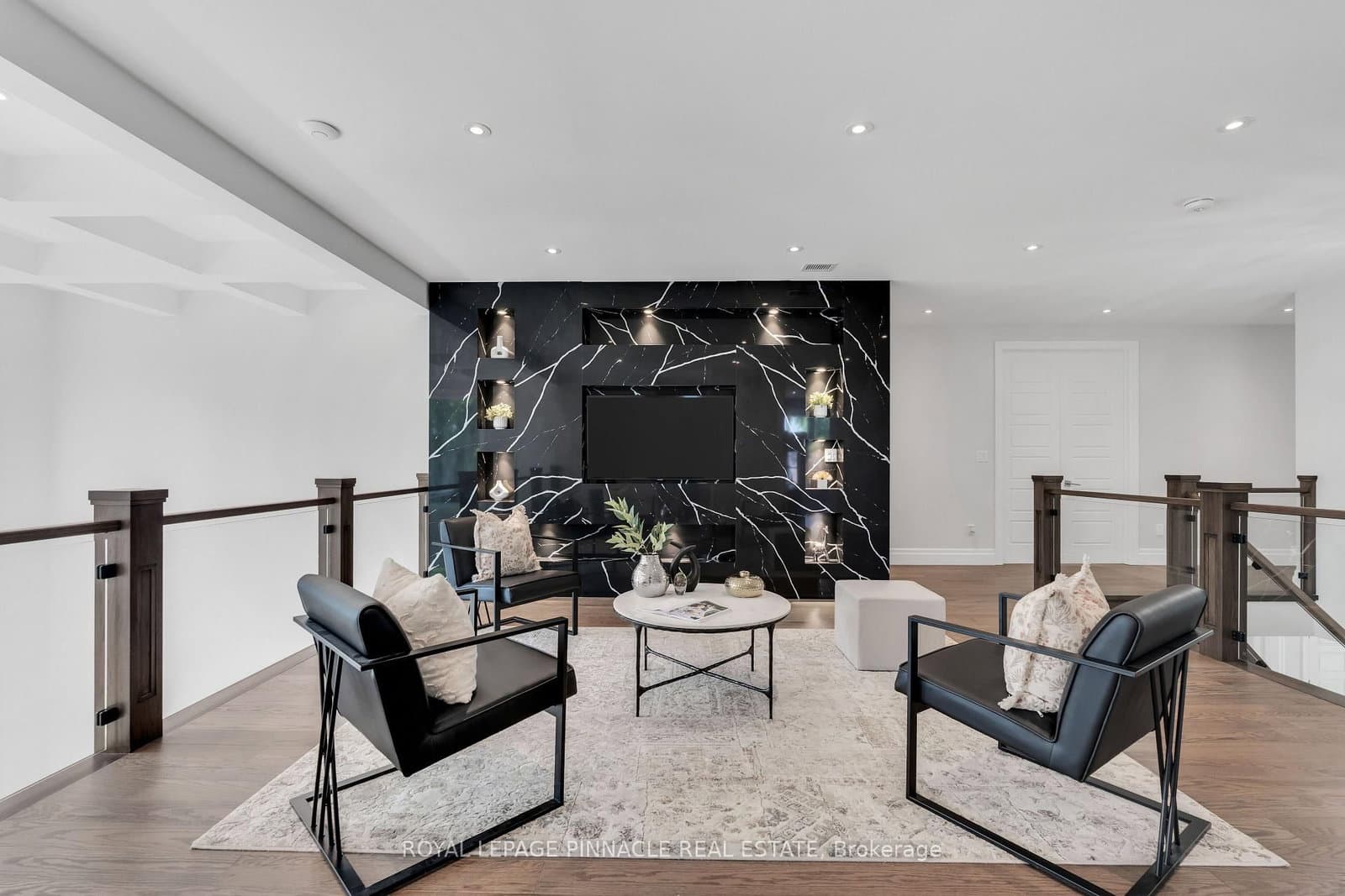 138 Woolwich Street S thumbnail 23
