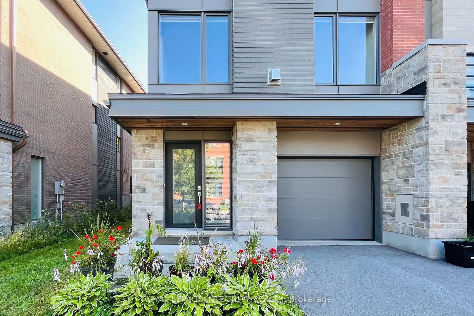147 Boundstone Way thumbnail 3