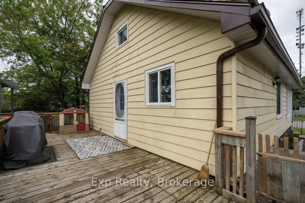 525 Cannifton Road N thumbnail 25