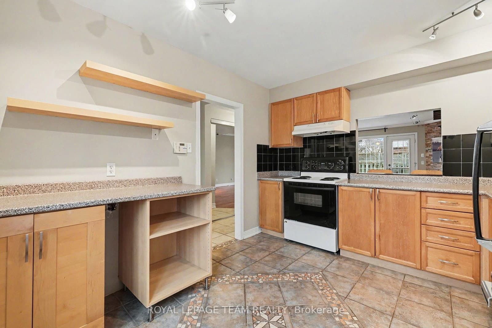 187 MONTEREY Drive thumbnail 13