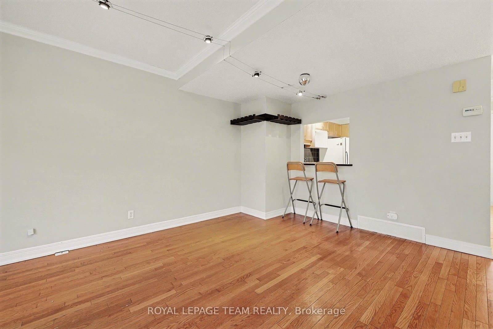 187 MONTEREY Drive thumbnail 20
