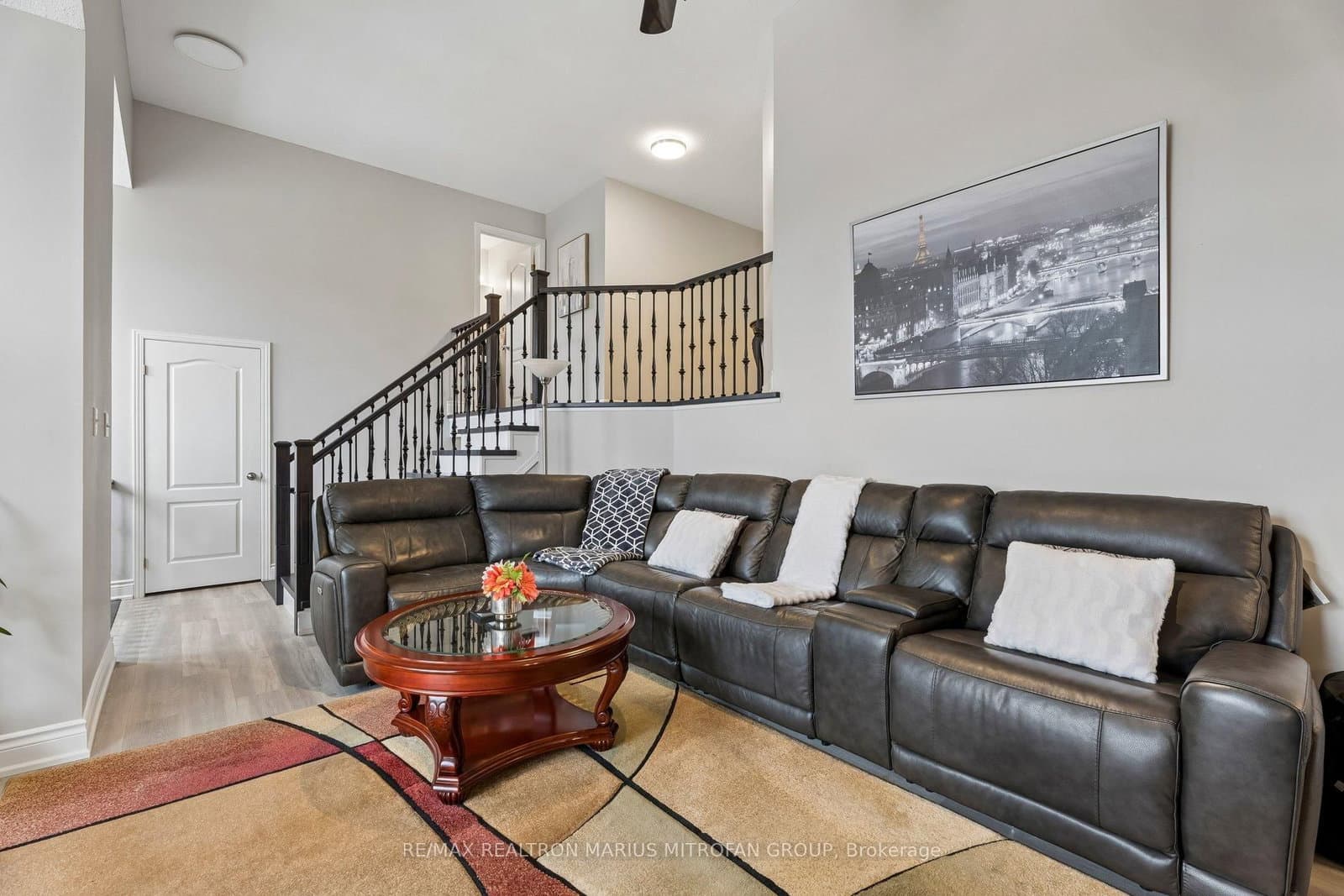 58 Whiterock Avenue thumbnail 5