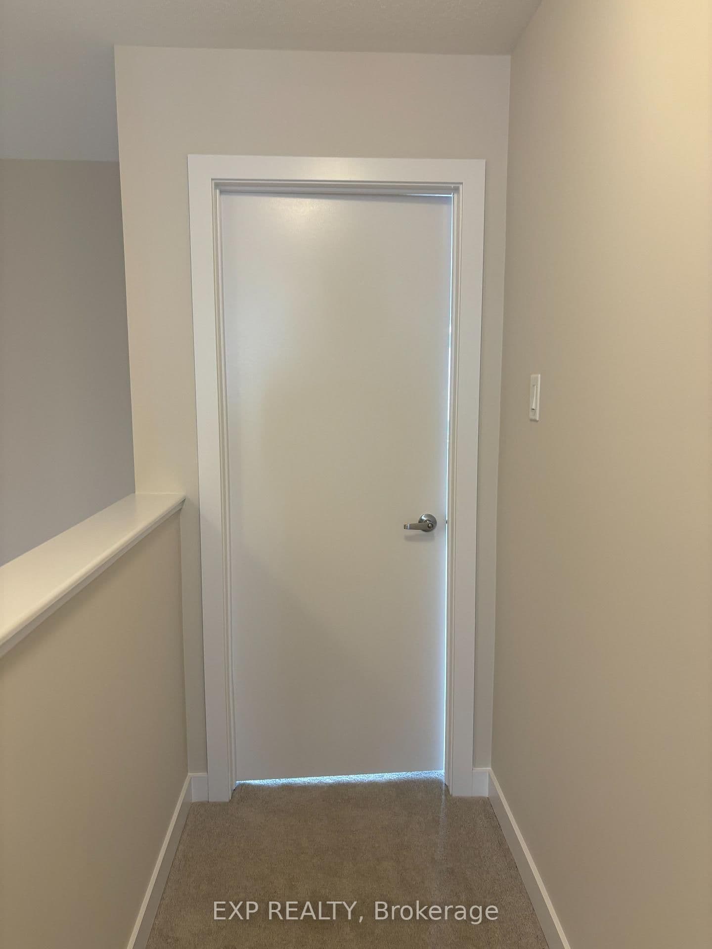 530 OLDENBURG Avenue thumbnail 29