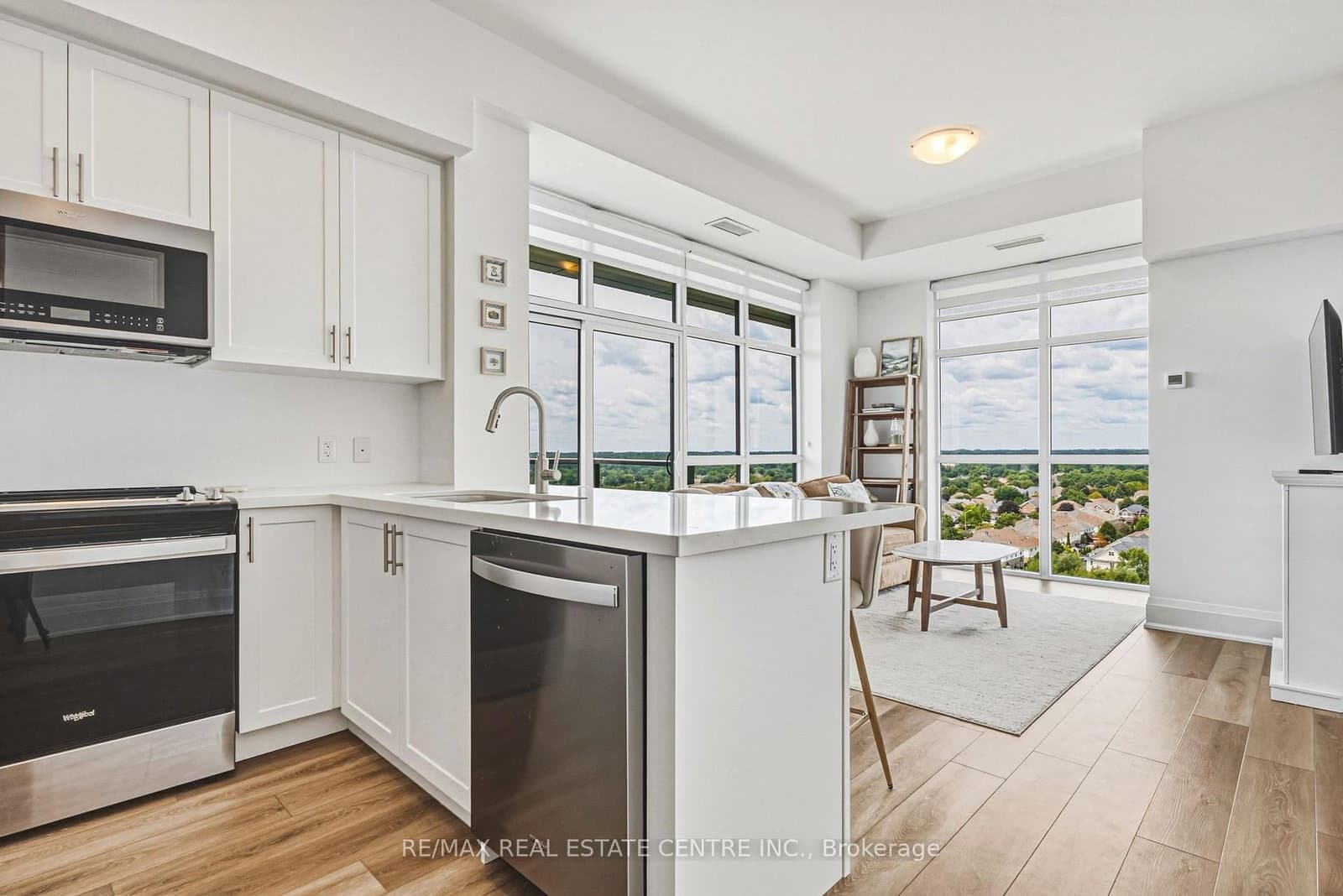 470 Dundas Street E, Unit 1202 thumbnail 16