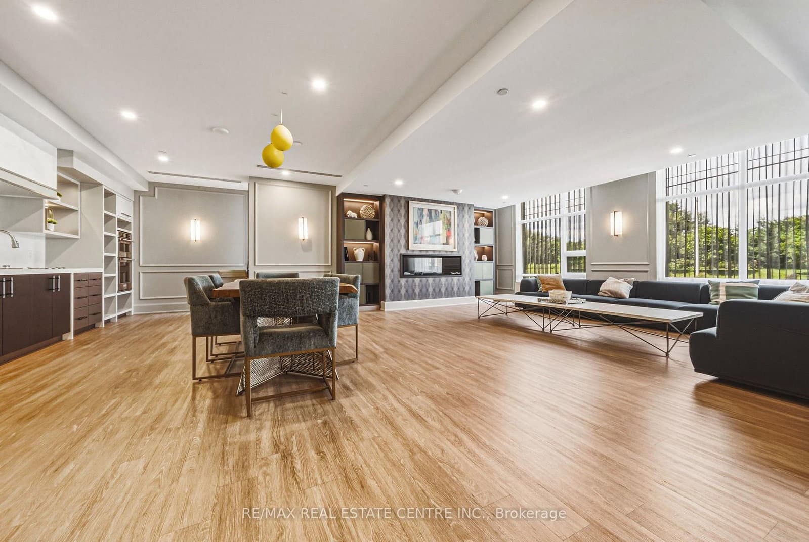 470 Dundas Street E, Unit 1202 thumbnail 32
