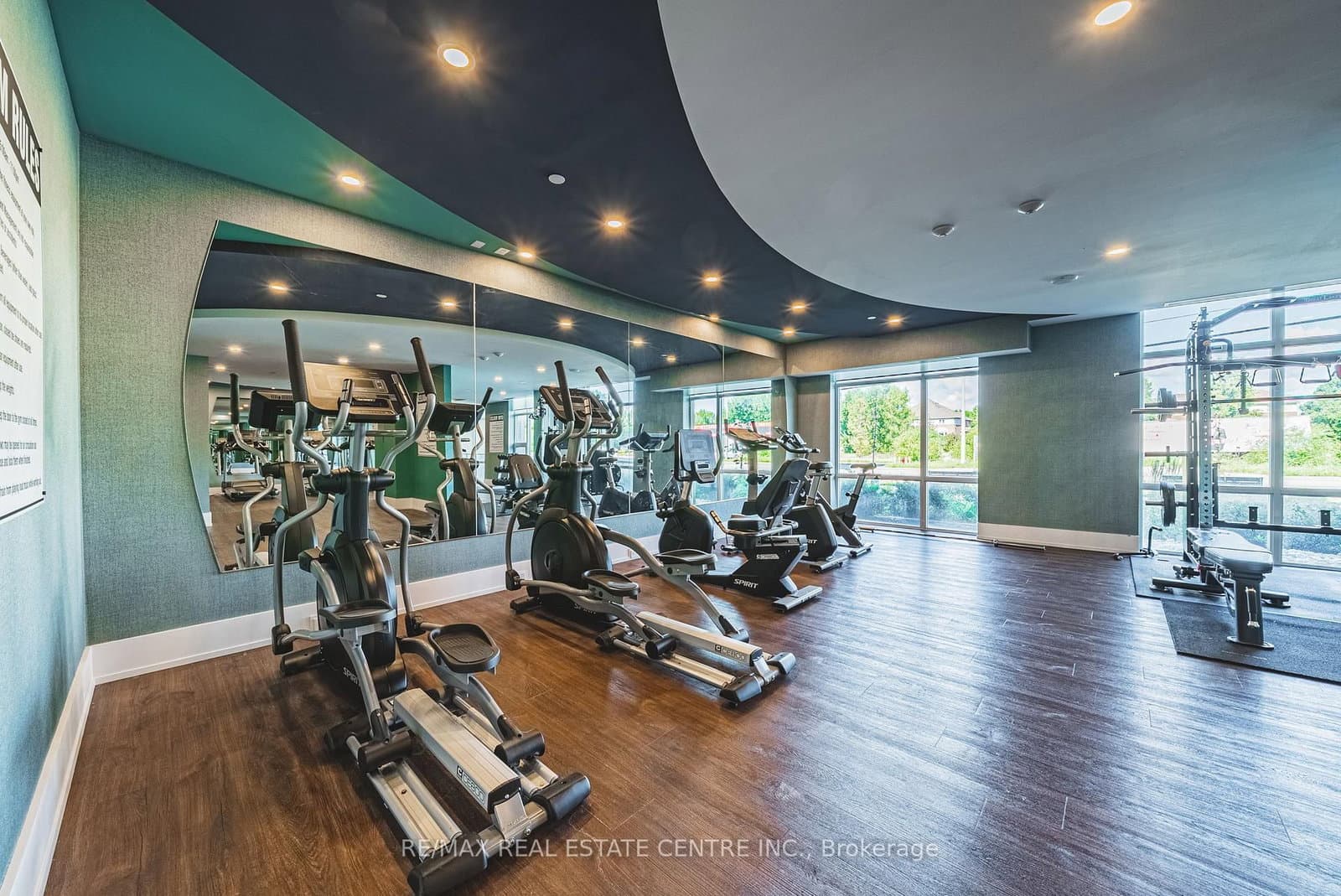 470 Dundas Street E, Unit 1202 thumbnail 43