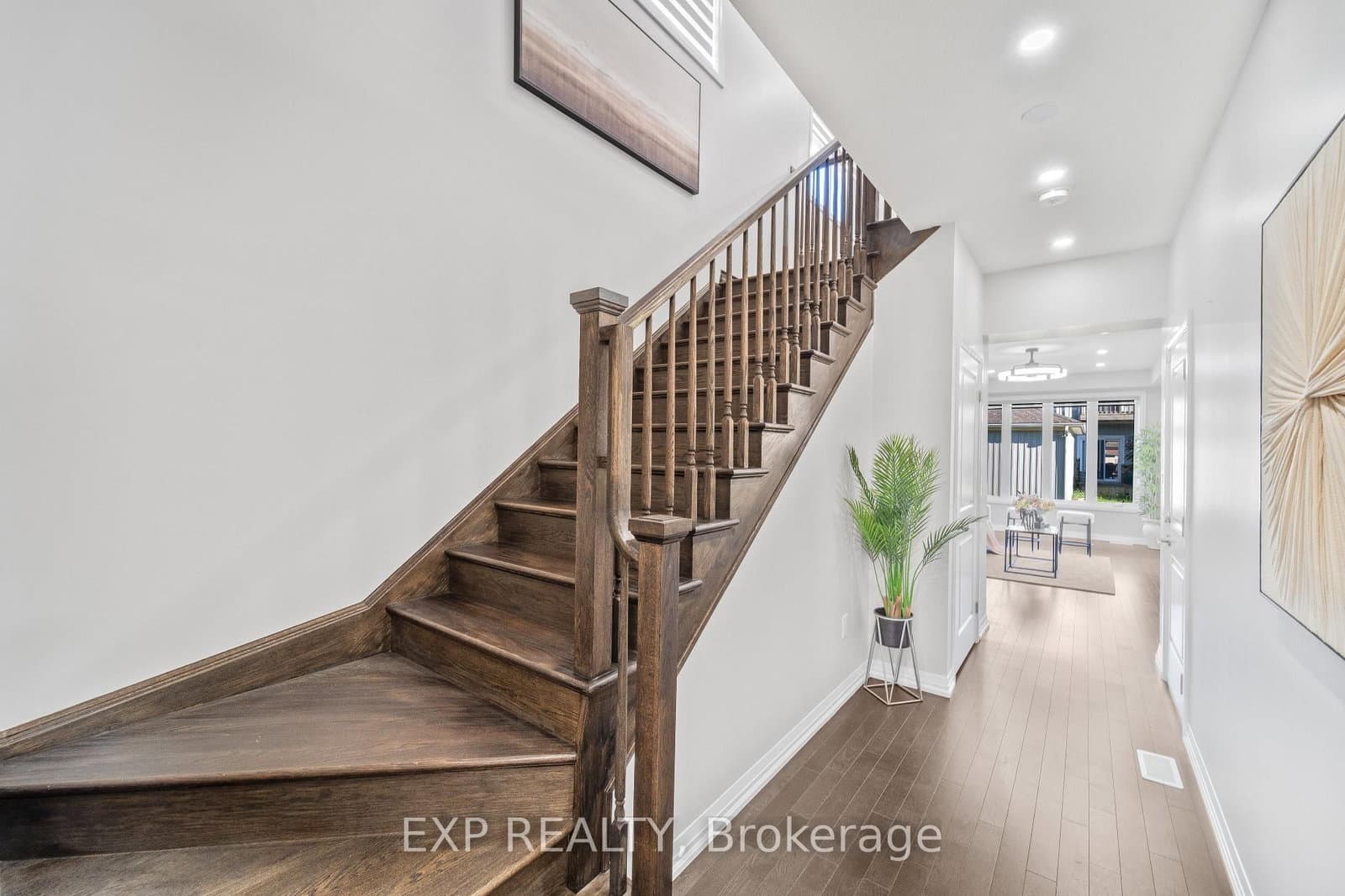 116 Bur Oak Drive thumbnail 5
