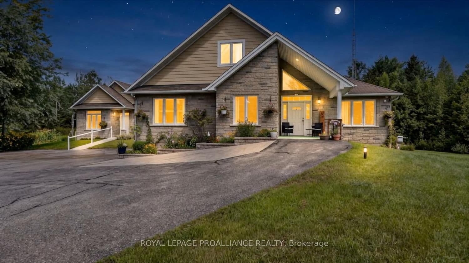 1476 Calypso Street thumbnail 2
