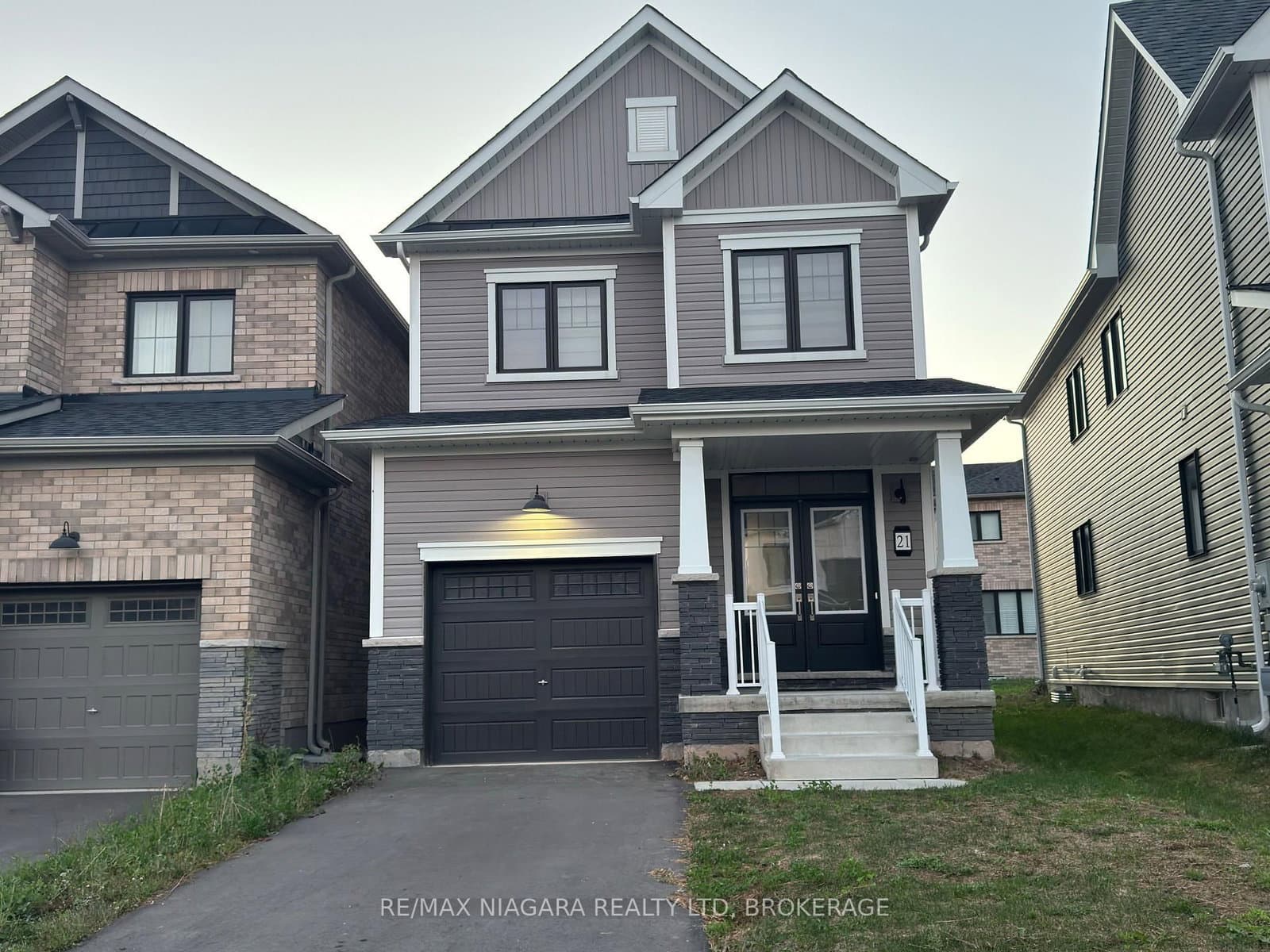 21 Keelson Street, Unit Upper - Image 1