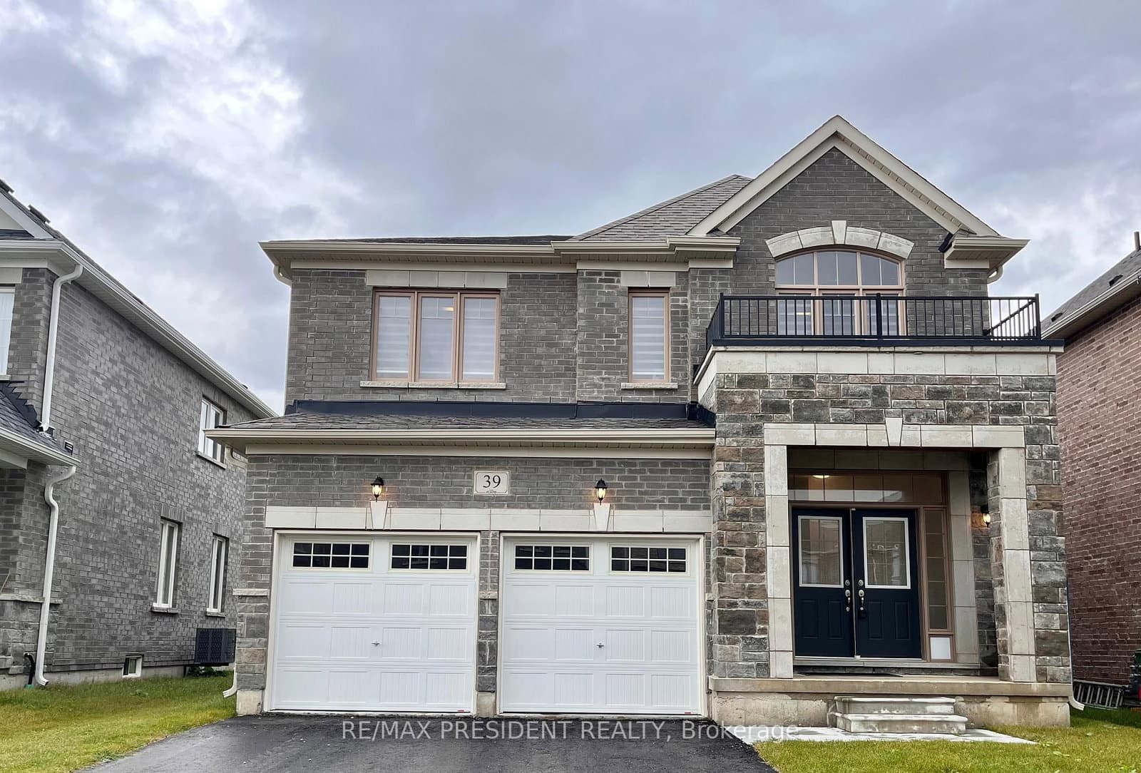 39 Aitchison Avenue - Image 1