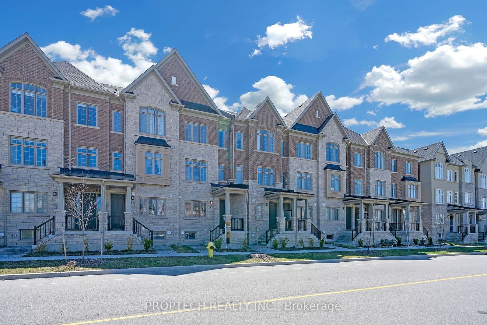 45 New Yorkton Avenue