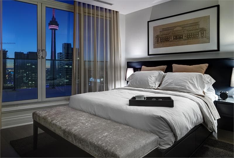 33 Bay at Pinnacle Centre Condos thumbnail 10