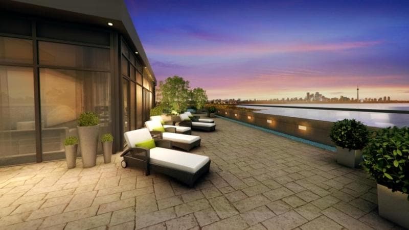 Eleven Superior Condos thumbnail 3
