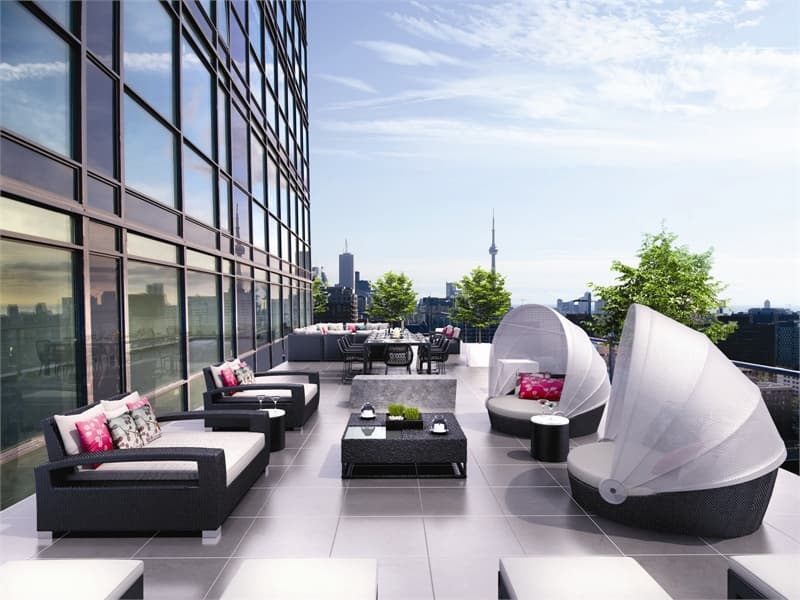 Pears on the Avenue Condos thumbnail 4