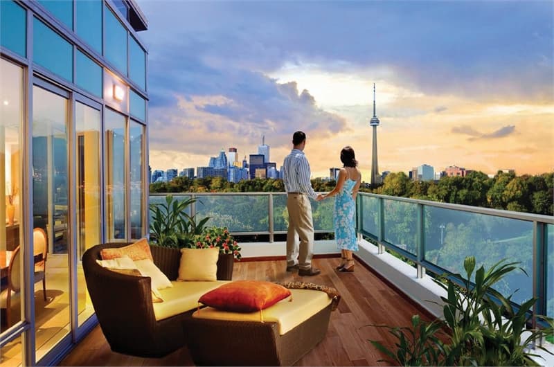 Portrait Condos thumbnail 2