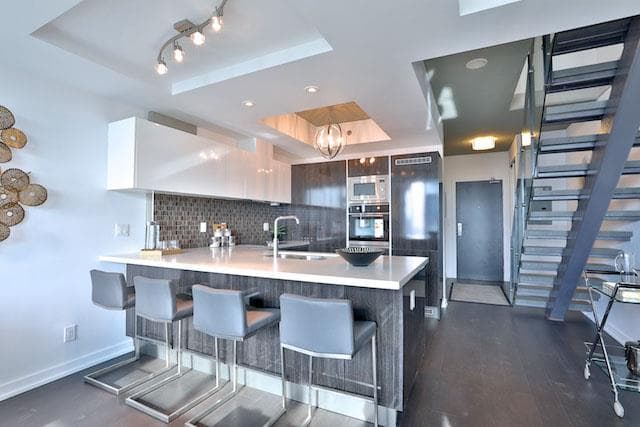 O2 Maisonettes on George Condos thumbnail 29
