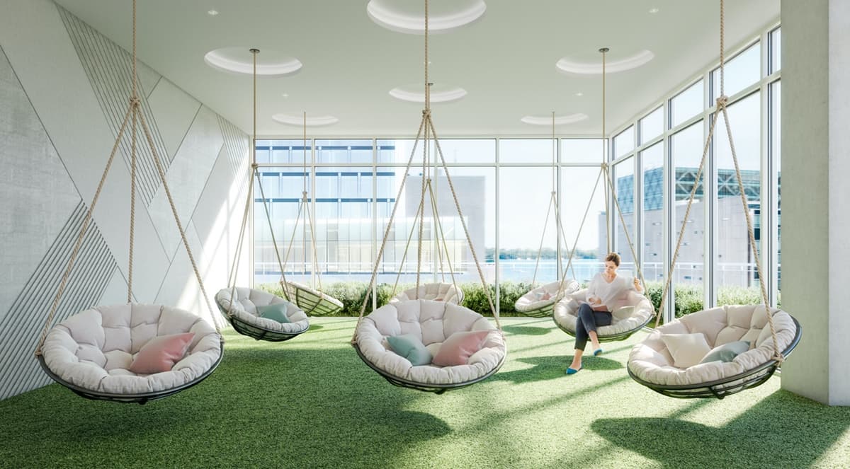 Sugar Wharf Condos East Tower thumbnail 5
