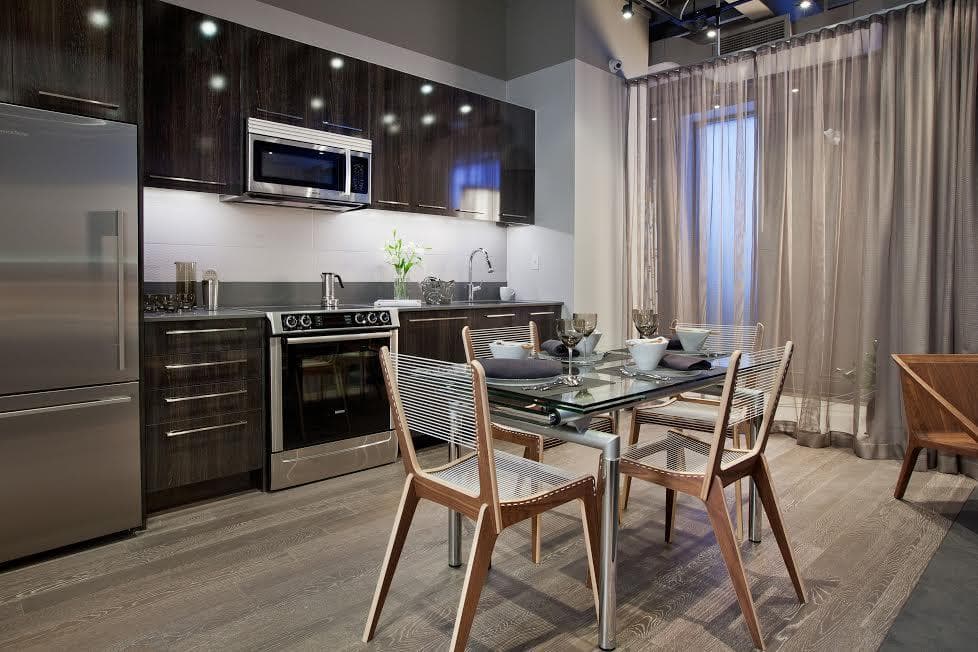 90 Niagara Condos thumbnail 4