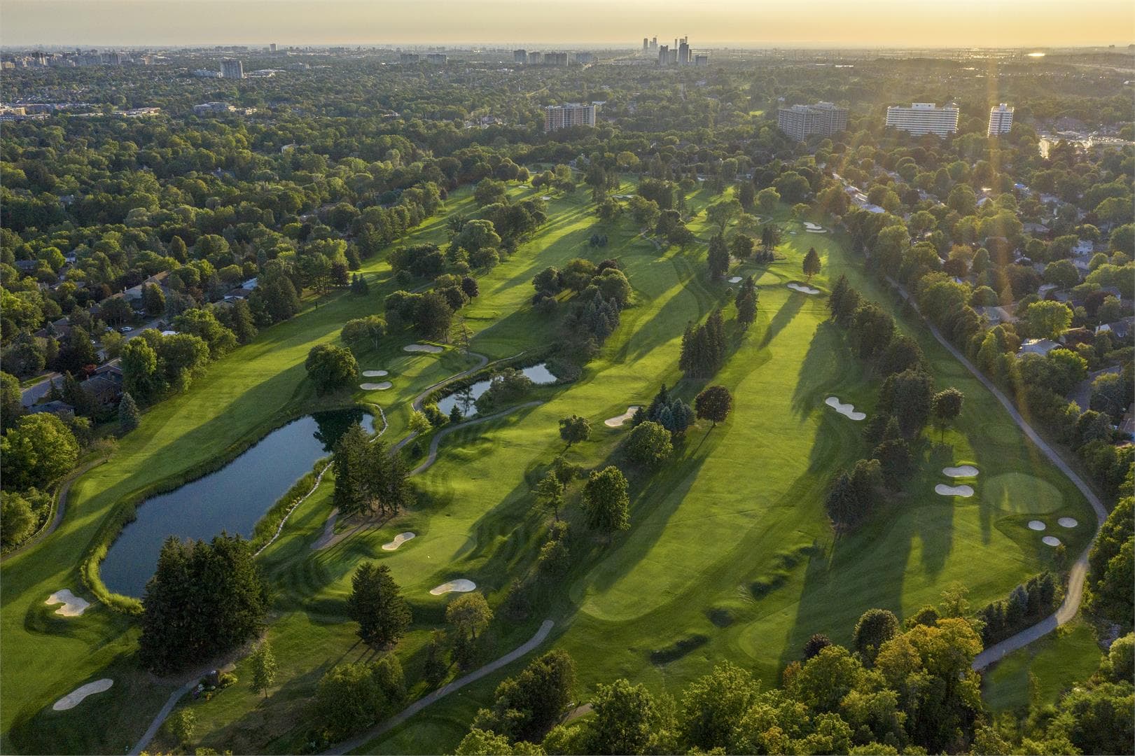 Royal Bayview Condos thumbnail 39
