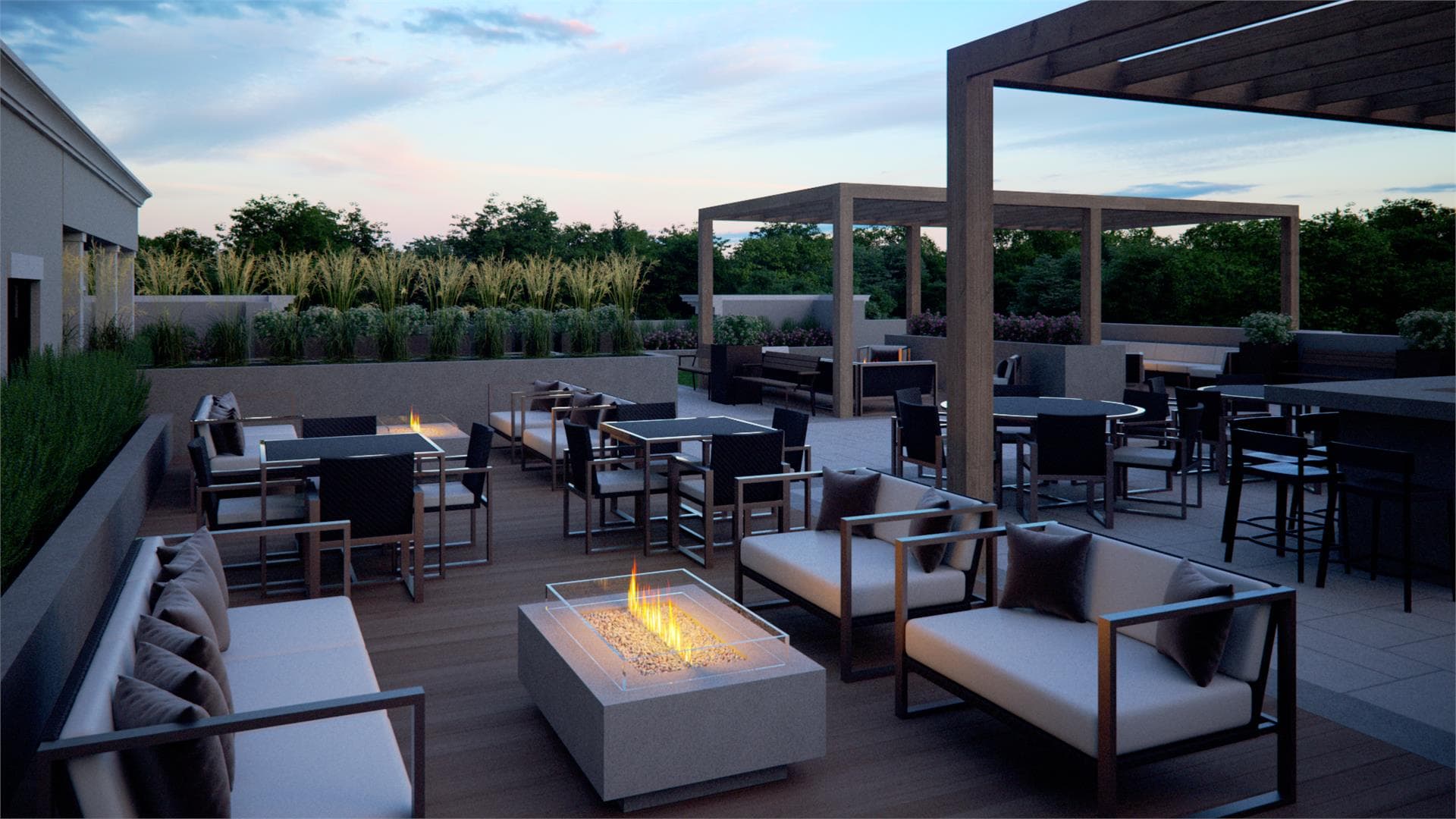 153 Wilson West Condos thumbnail 3