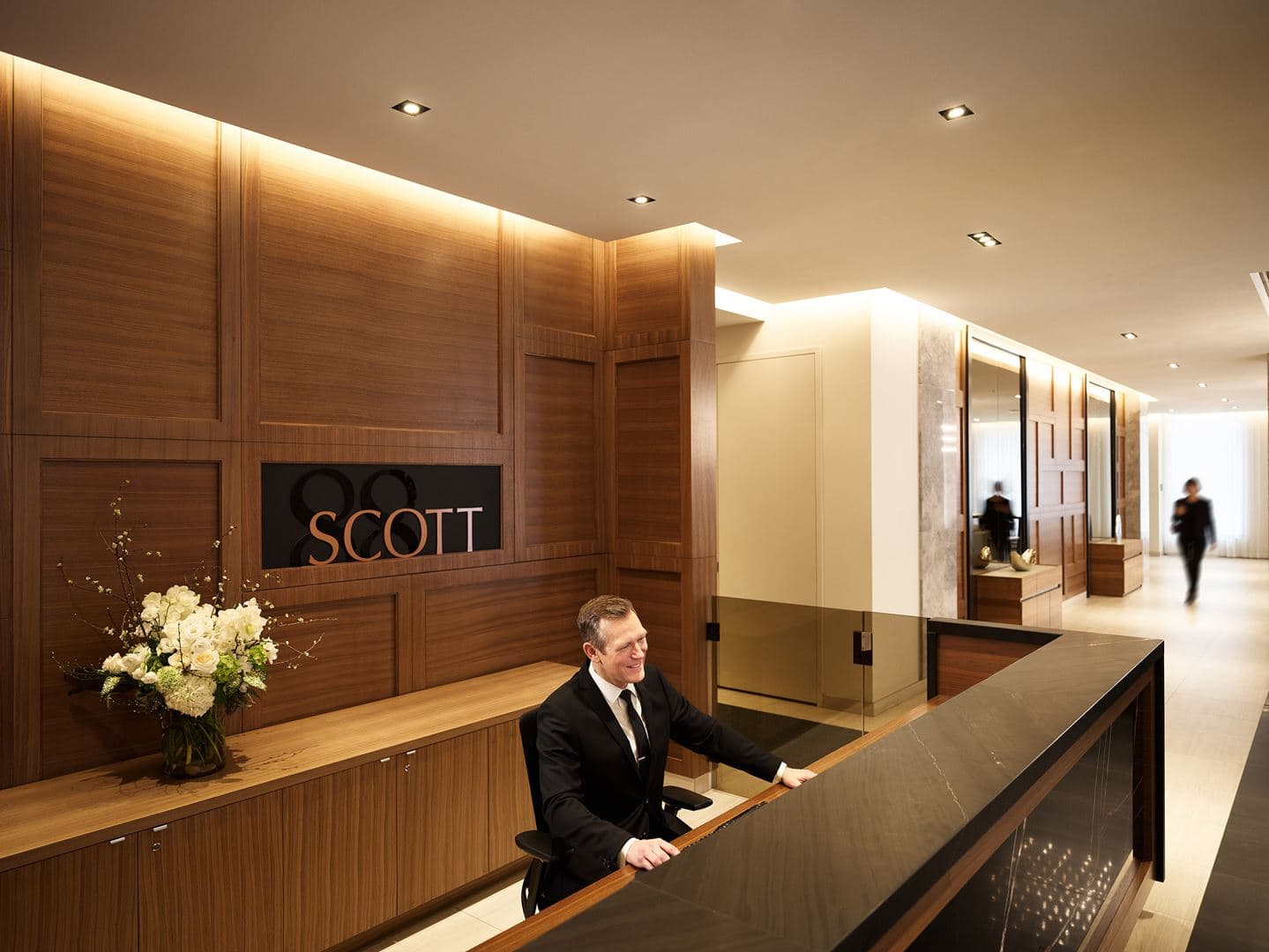 88 Scott Condos thumbnail 15