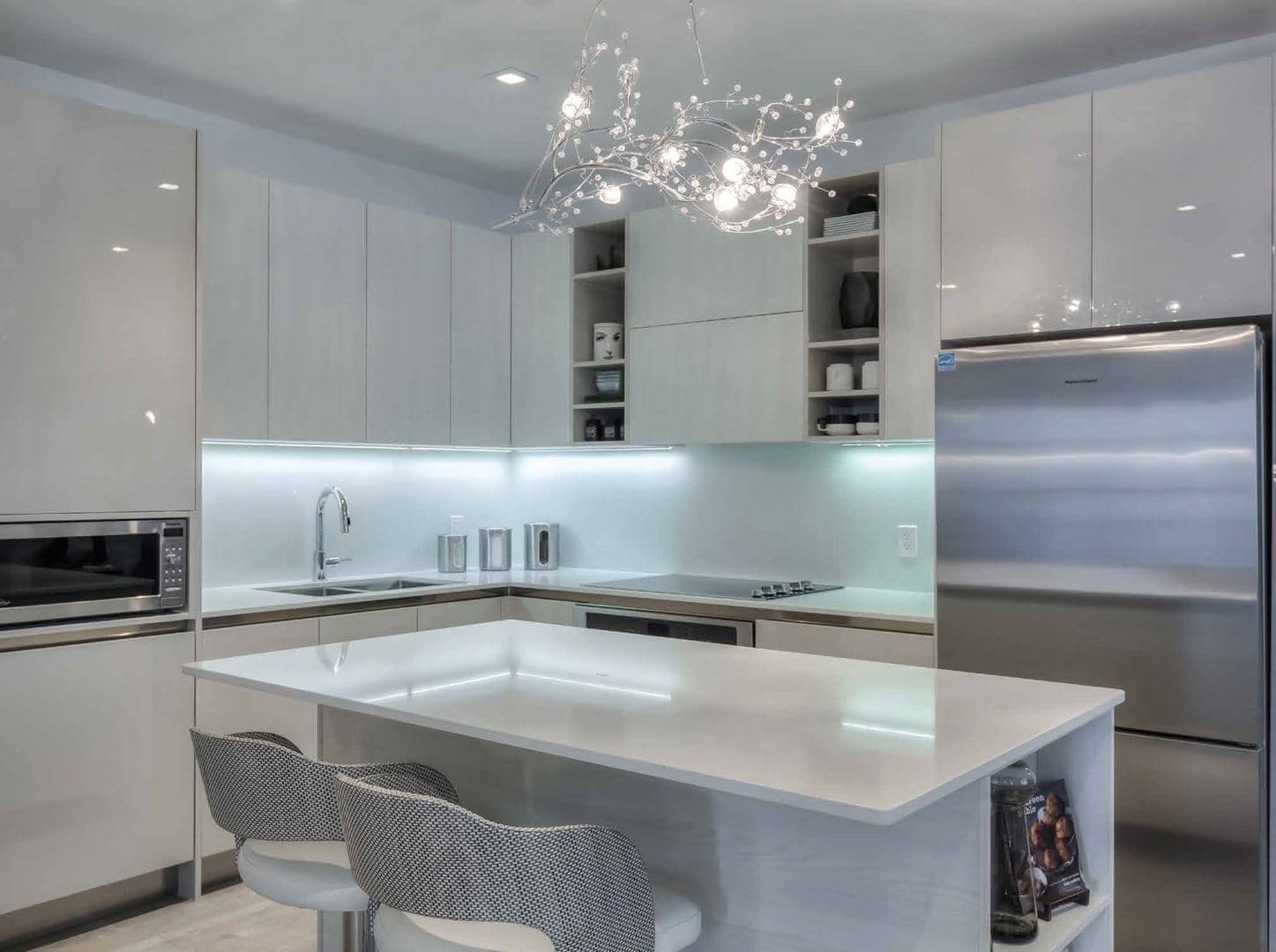 Pavilia Towers Condos thumbnail 6