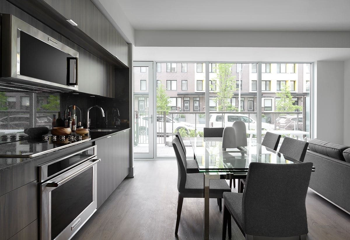 SQ2 Condos thumbnail 24