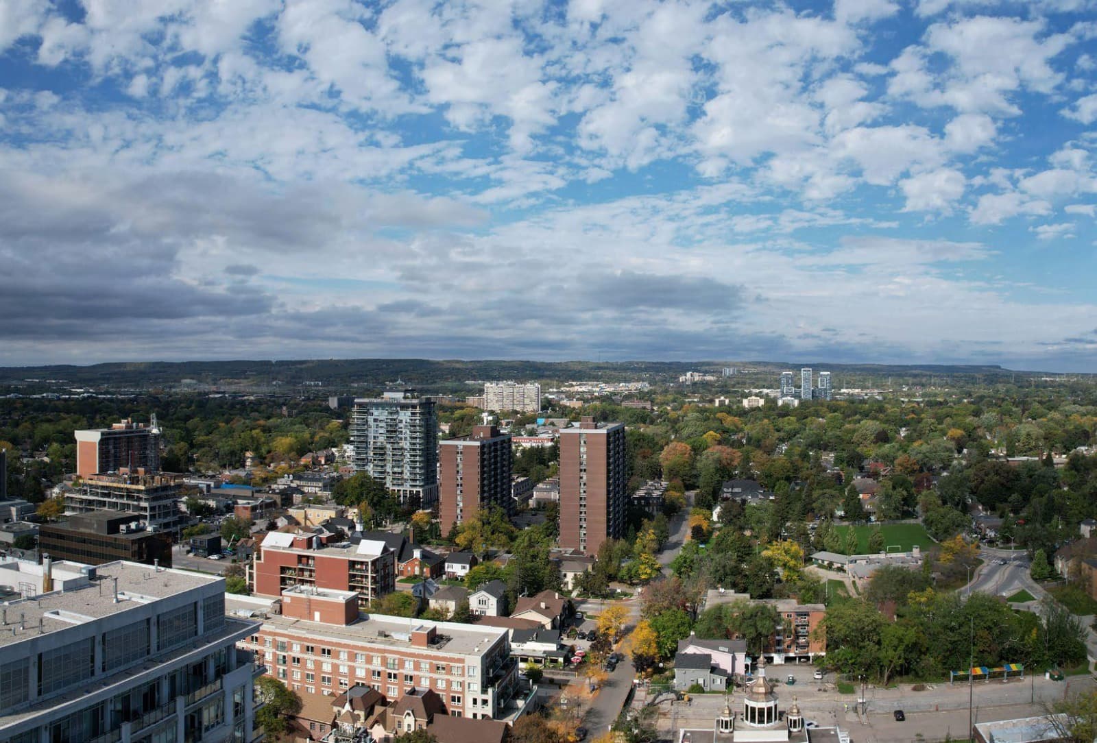 BeauSoleil Condos thumbnail 4