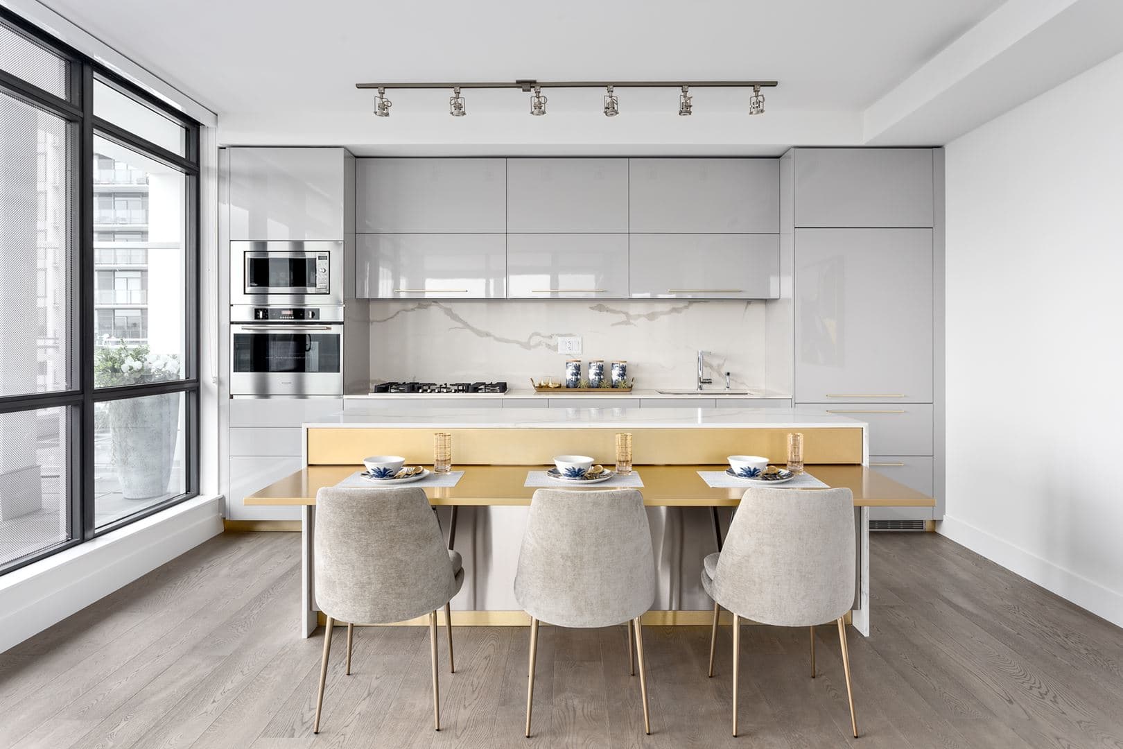 Bordeaux Condos thumbnail 22