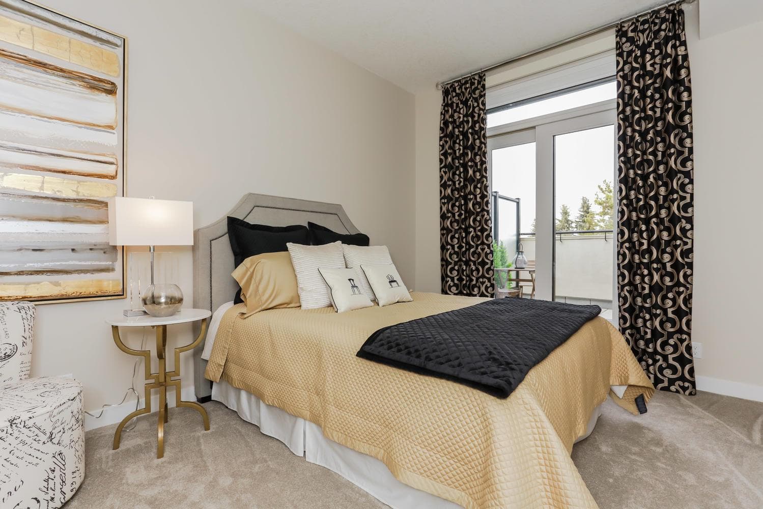 Bentley Condos thumbnail 14